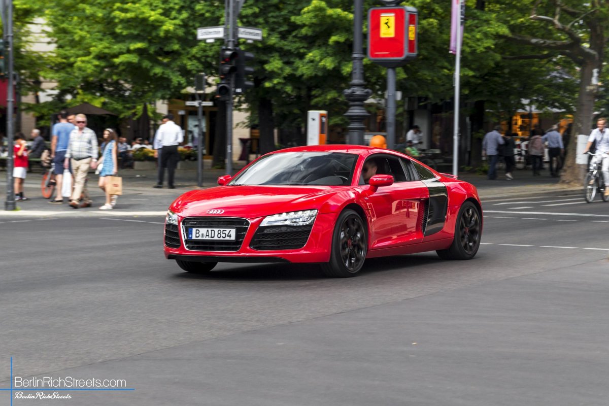 Audi R8 4.2 (2013) spotted in Berlin — BerlinRichStreets